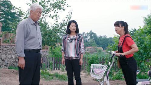 老头亲女人下面视频,揭秘老头亲女人视频背后的惊人真相